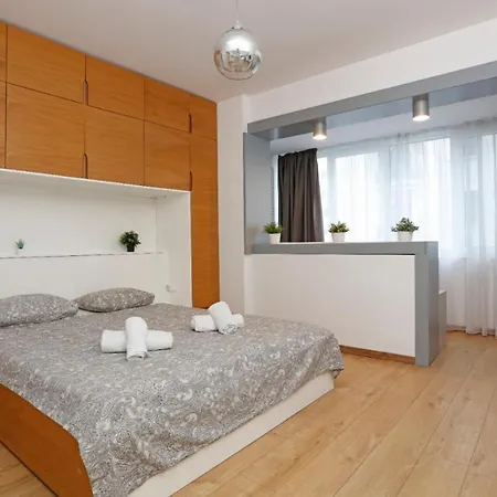 Platinum With 2 Bedrooms *