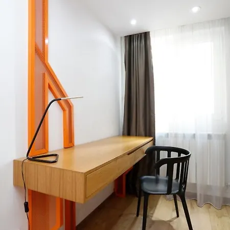 Platinum With 2 Bedrooms Apartment *