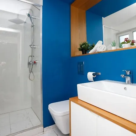 Platinum With 2 Bedrooms