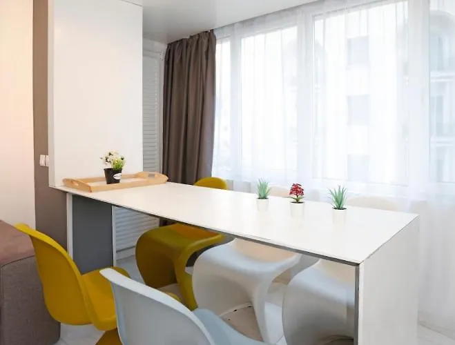 Platinum With 2 Bedrooms Bucharest